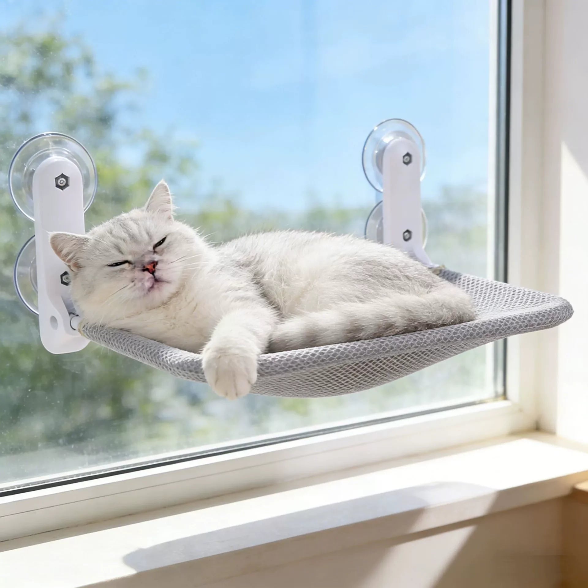SkyLounge foldable cordless cat window perch